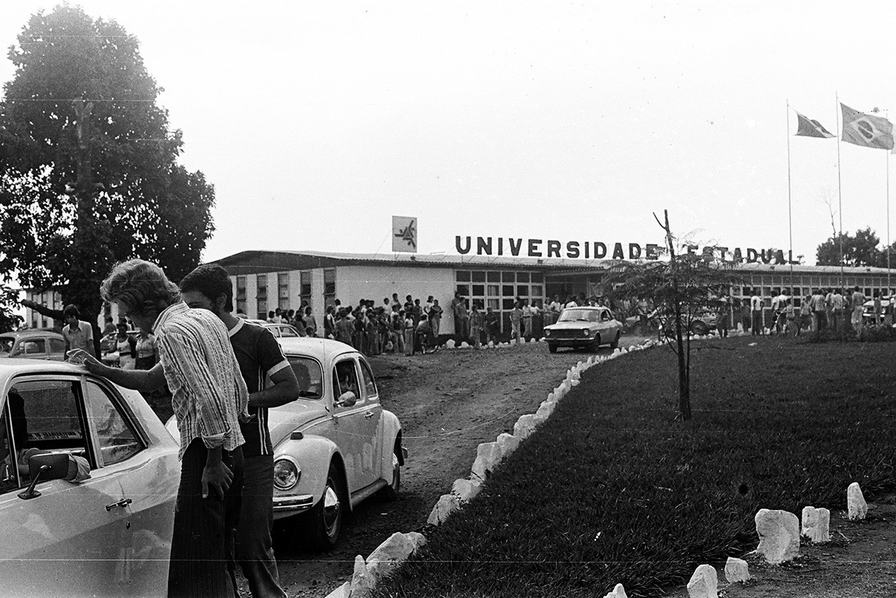 1976 reconhecimento dos cursos da uem 32040060