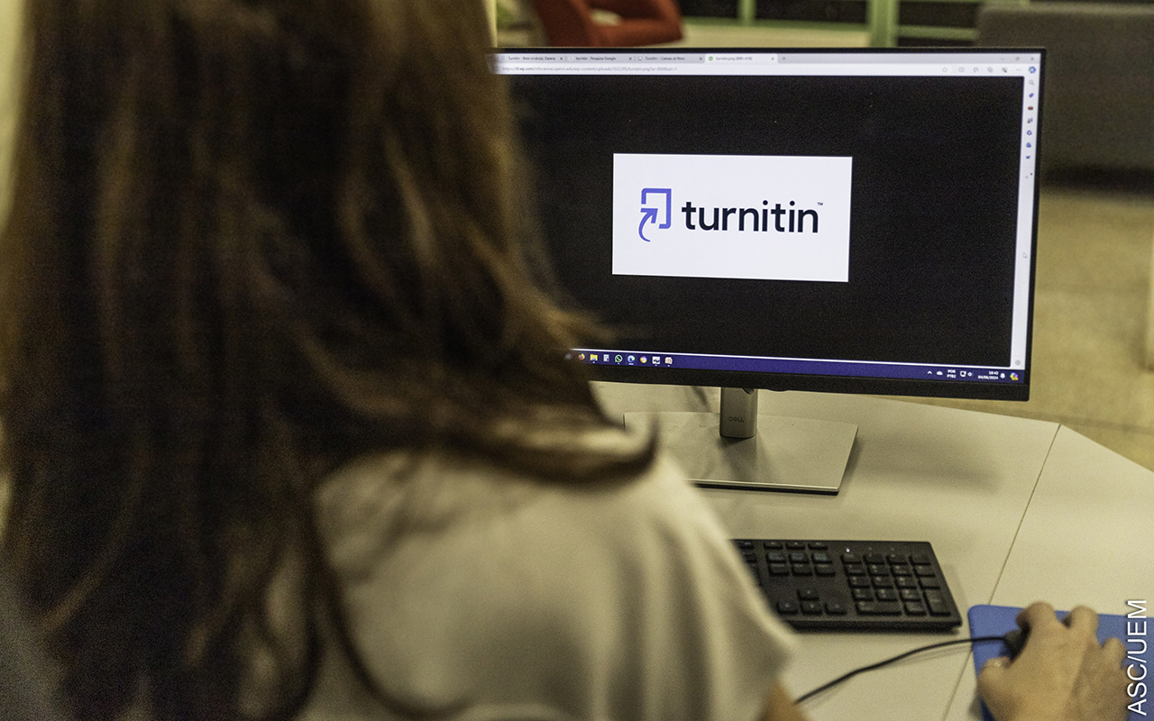 Foto abre software antiplágio Turnitin