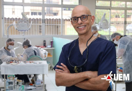 Entre suecos e suíços, professor da UEM figura em ranking mundial de implantodontia