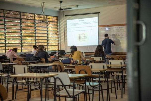 uem-e-eleita-a-14a-melhor-universidade-do-brasil-e-a-23a-da-america-latina-643ecff8b6b30
